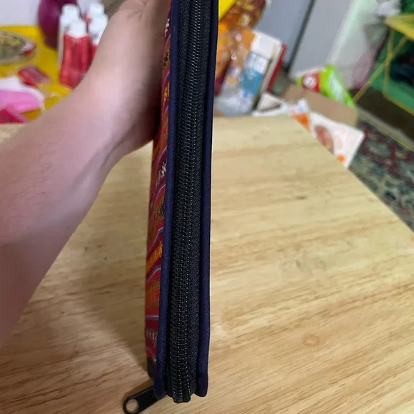 Colorful Bhutanese Handwoven Cotton Zip Wallet - Picture 5 of 7